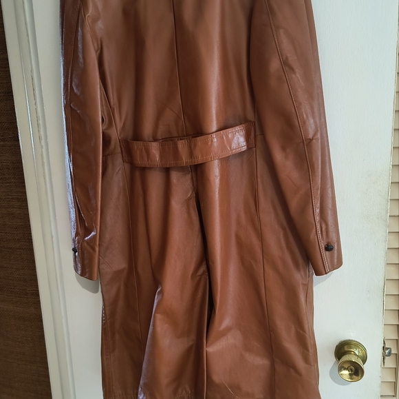 1 "IDEAL" brand Men's Large rust leather overcoat. - Picture 7 of 11